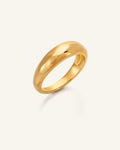 Sleek Storm Ring — Vattentålig ring i guld | Alora Avenue